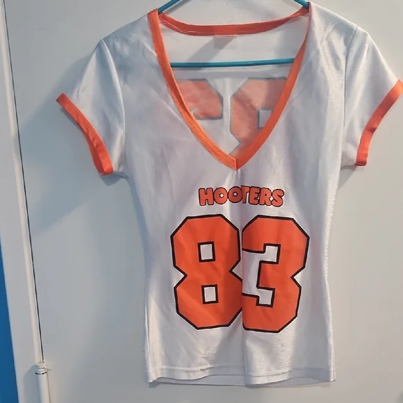 Hooters White and Orange Women's Jersey Top - Picture 2 of 6